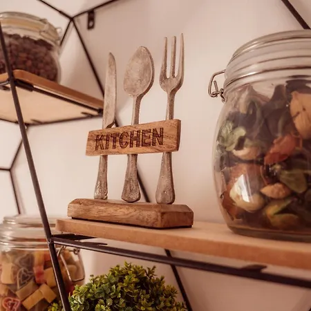 Lilmatehome Case de vacanță