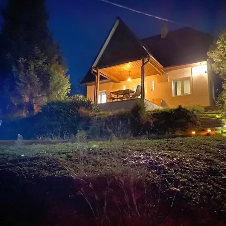 Lilmatehome Case de vacanță Harkány